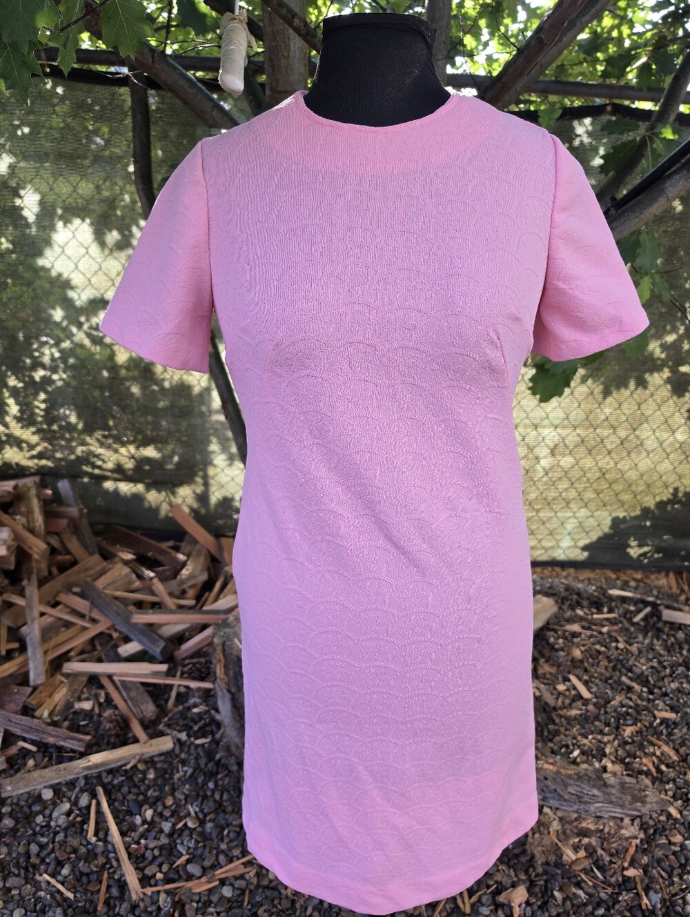 Vtg 60's Pink Matelassé Shift Dress Mod MCM Jackie O Preppy Elegant Coquette
